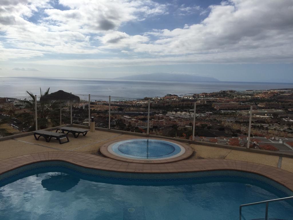 2 bedroom apartment in Windsor Park (Torviscas alto)